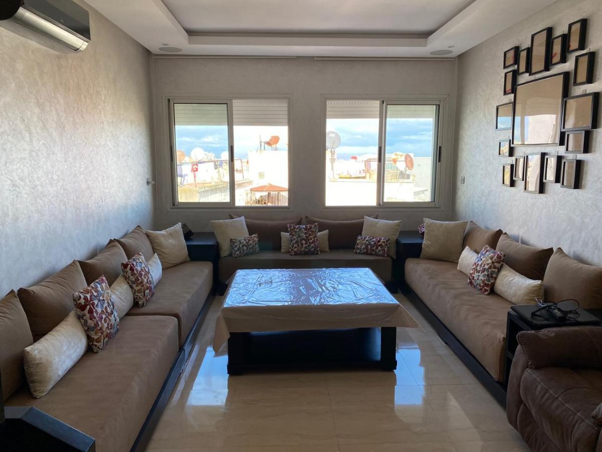Magnifique Appart F3, Renove, Tres Bien Desservie Casablanca Exterior photo