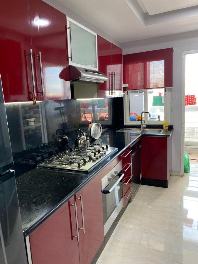 Magnifique Appart F3, Renove, Tres Bien Desservie Casablanca Exterior photo