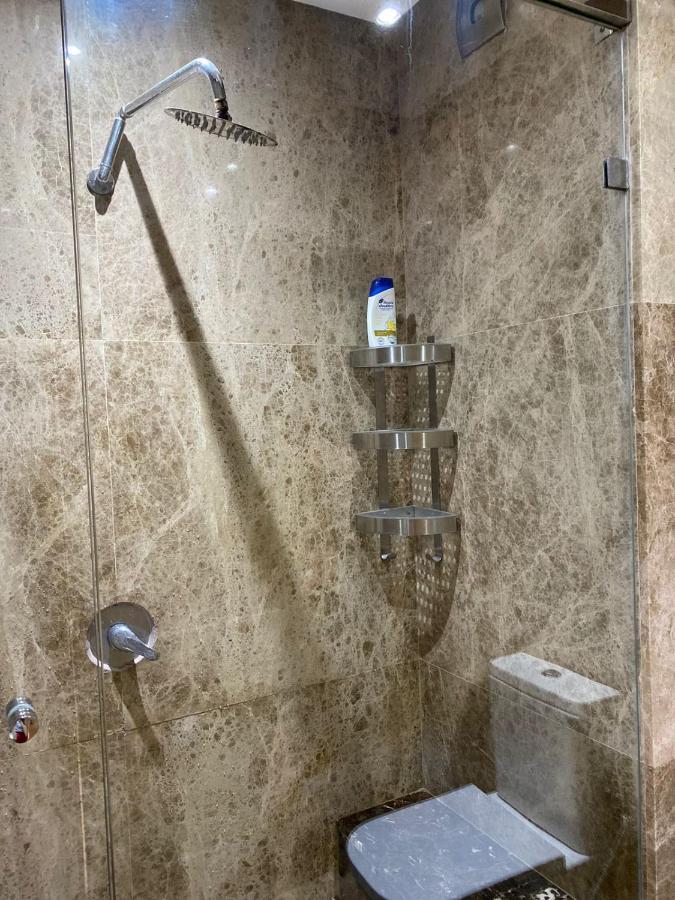 Magnifique Appart F3, Renove, Tres Bien Desservie Casablanca Exterior photo